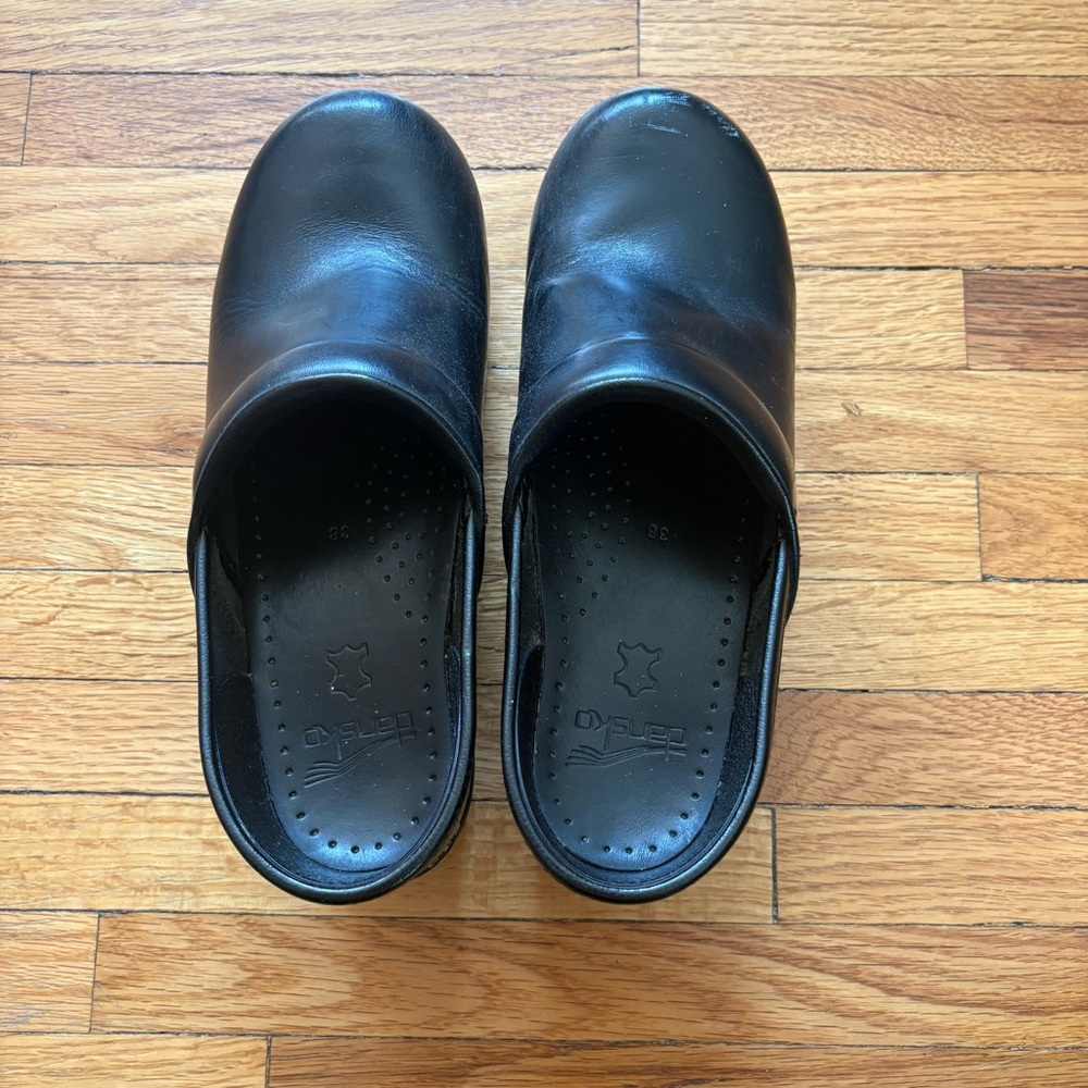 Dansko Professional Clogs - Picture 8 of 9